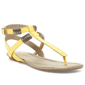 Gladiator Yellow Darshan Sandal Size 6 NEW